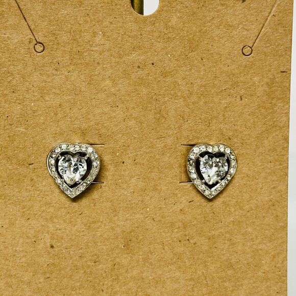 Vintage Crown Trifari Heart Shaped Rhinestone Earrings Screw Back Silver Tone - Picture 2 of 11